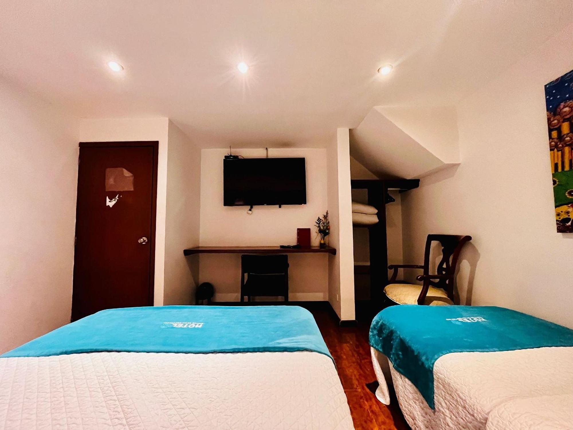 Hotel Santa Cruz Bogota Exterior photo